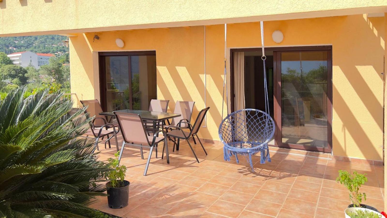 Villa Risan Apartments Ngoại thất bức ảnh