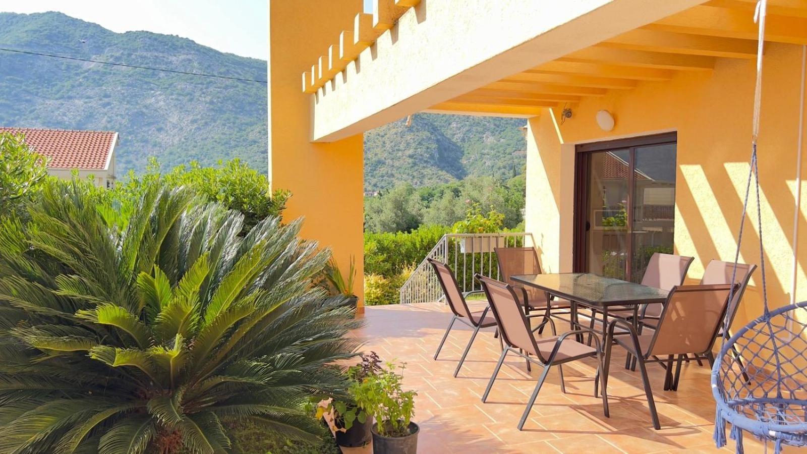 Villa Risan Apartments Ngoại thất bức ảnh