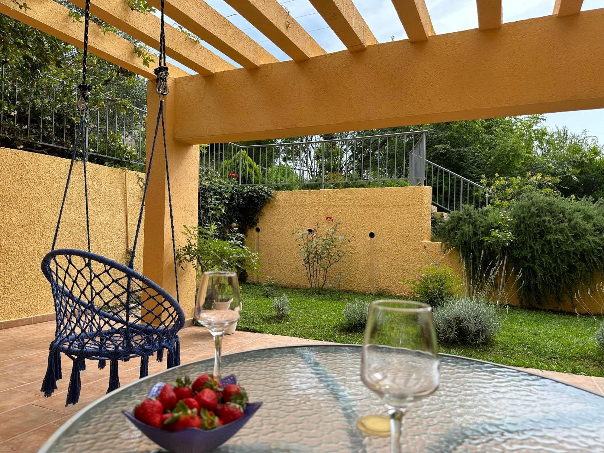 Villa Risan Apartments Ngoại thất bức ảnh