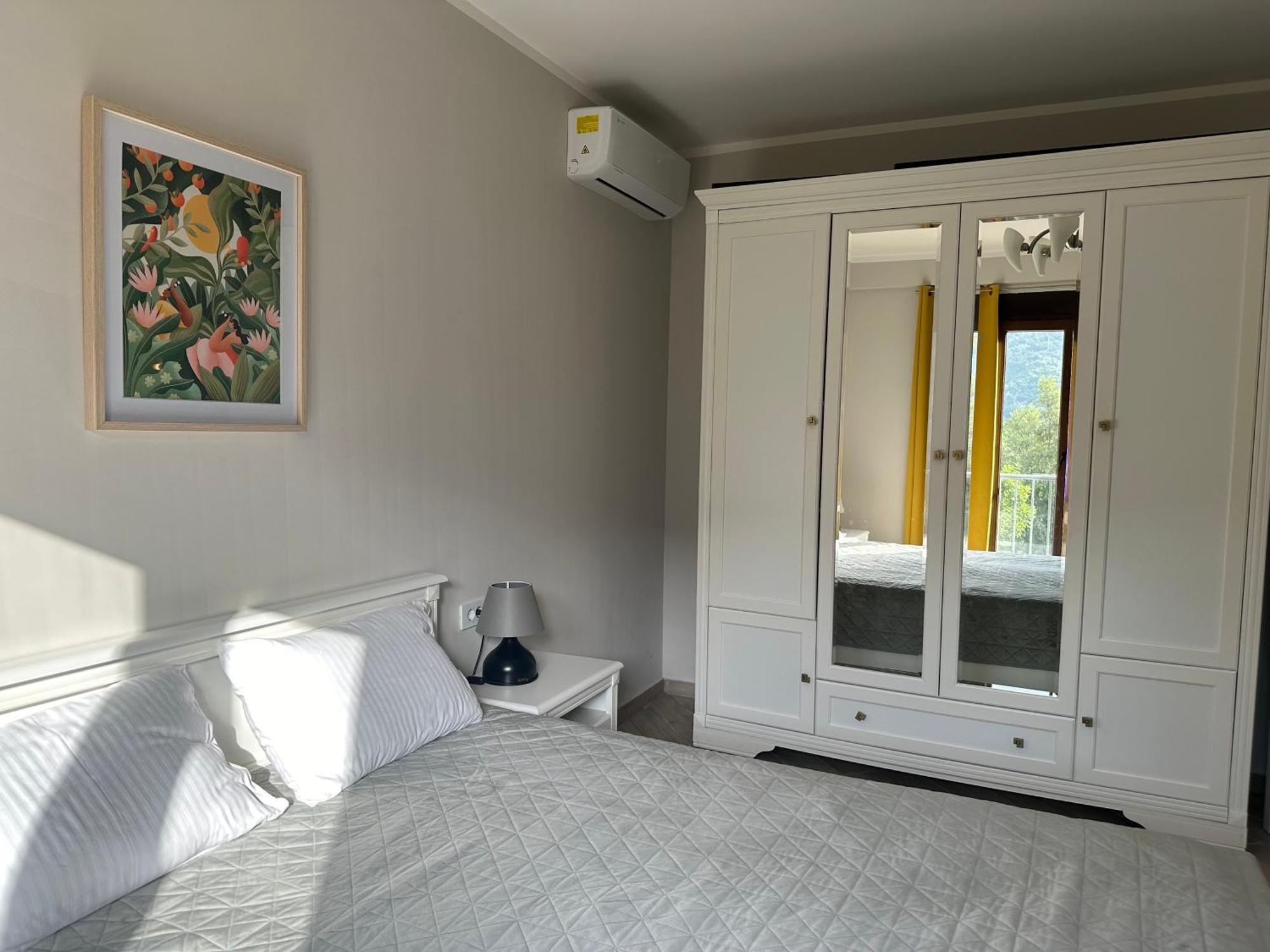 Villa Risan Apartments Ngoại thất bức ảnh